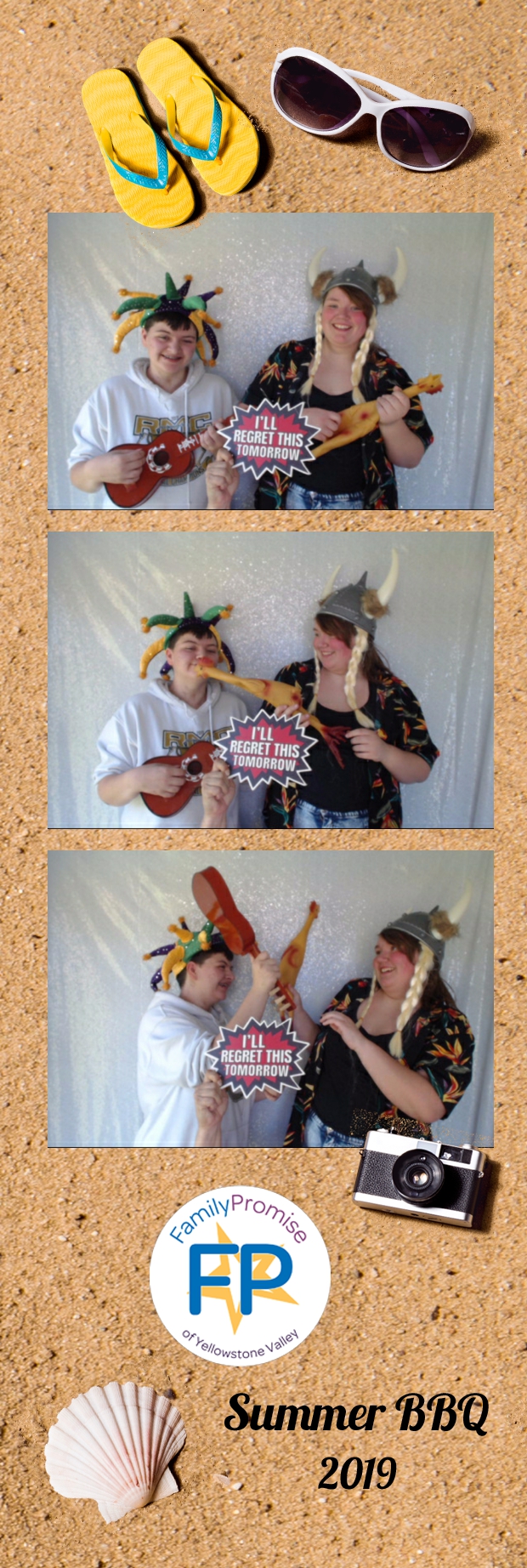 Family BBQ | View more photos from the event at gallery.photoboothbillings.com/u/PhotoBoothBillings/Family-BBQ